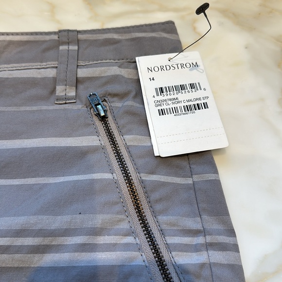 Caslon shorts, NWT, size 14 - Picture 2 of 7